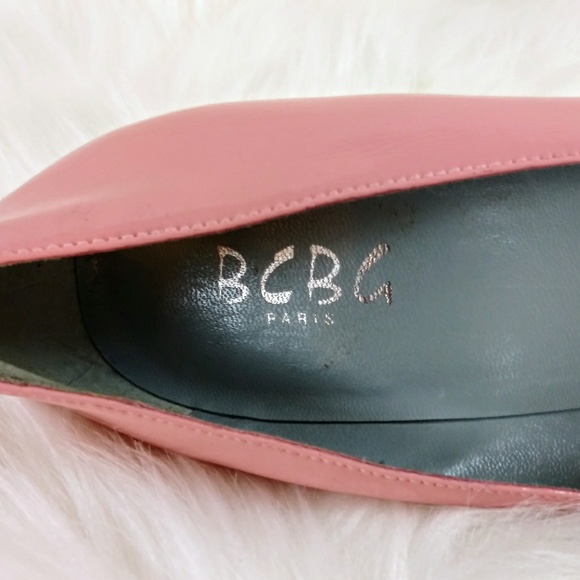 BCBG BLUSH BOW PEEPTOE PATENT LEATHER HEELS - Picture 8 of 8